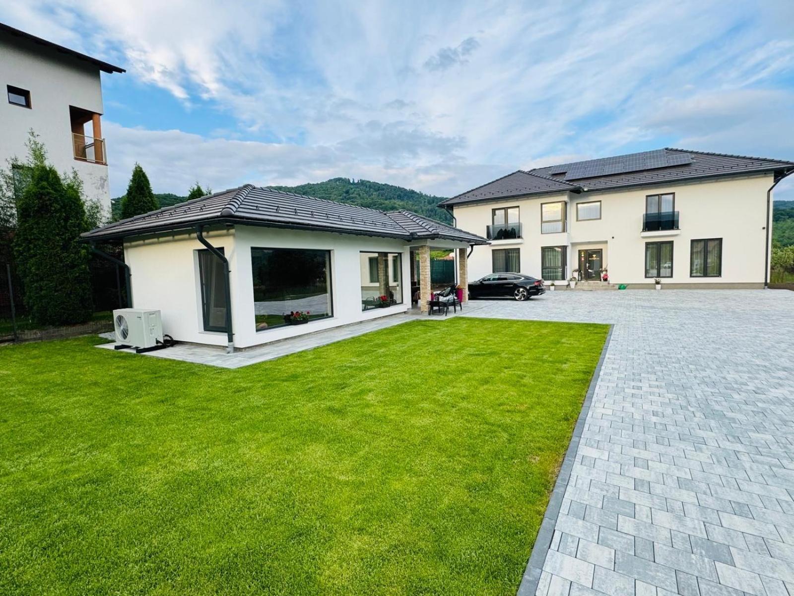 Vila Diamond Lux&Spa Sovata Εξωτερικό φωτογραφία